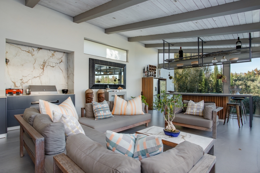 4 Bedroom Property for Sale in Winelands Western Cape